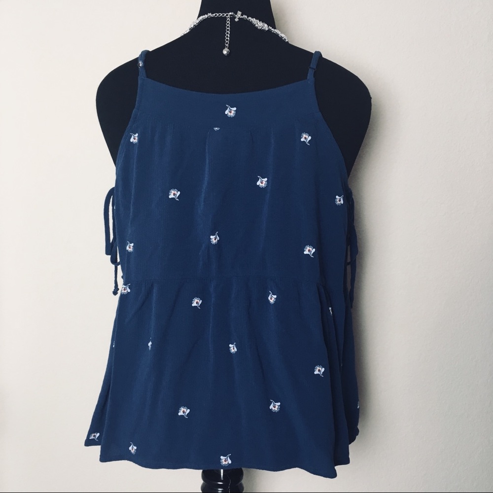 Universal Thread Floral Tank Top - Picture 3 of 7